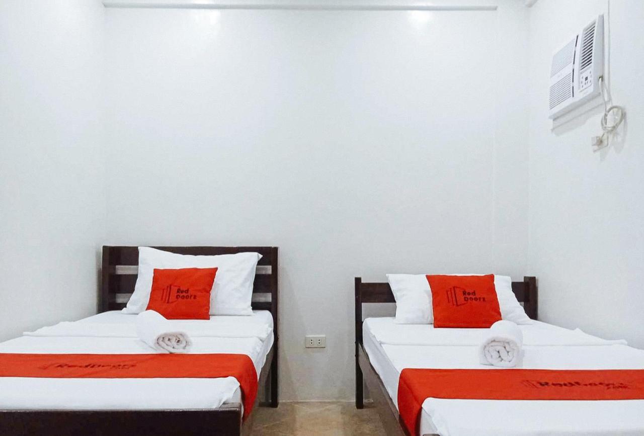 Reddoorz At David'S Travellers Inn Cavite ヘネラル·トリアス エクステリア 写真