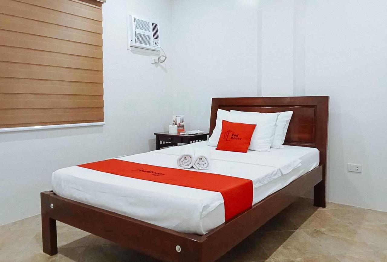 Reddoorz At David'S Travellers Inn Cavite ヘネラル·トリアス エクステリア 写真