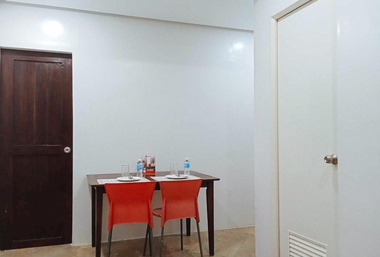 Reddoorz At David'S Travellers Inn Cavite ヘネラル·トリアス エクステリア 写真